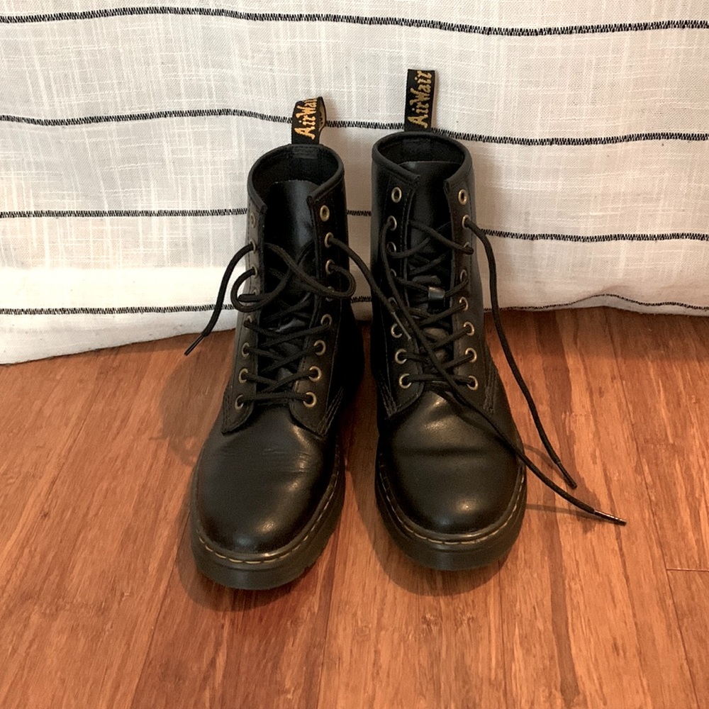 Dr Martens 1460 boots in great condition